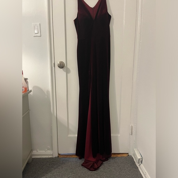 Aqua dress brand velvet from Bloomingdale’s. - Picture 8 of 10